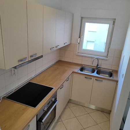 Apartman Karmela 자다르 외부 사진